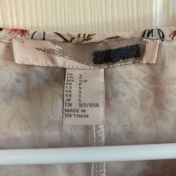 Floral Maxi Dress - Picture 6 of 11